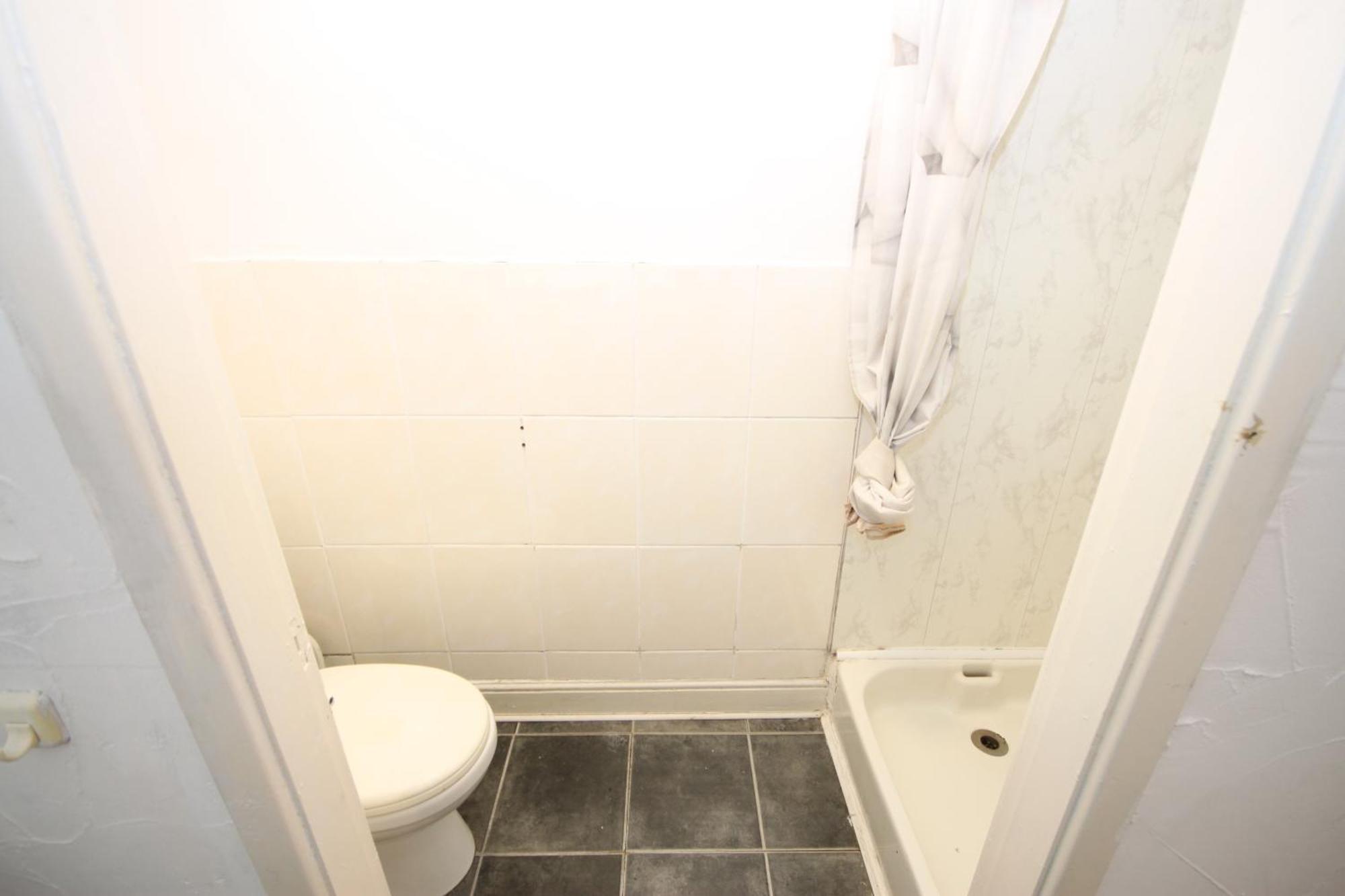 Cosy Casa: Beachfront Promenade Retreat with Free Parking Blackpool Room photo
